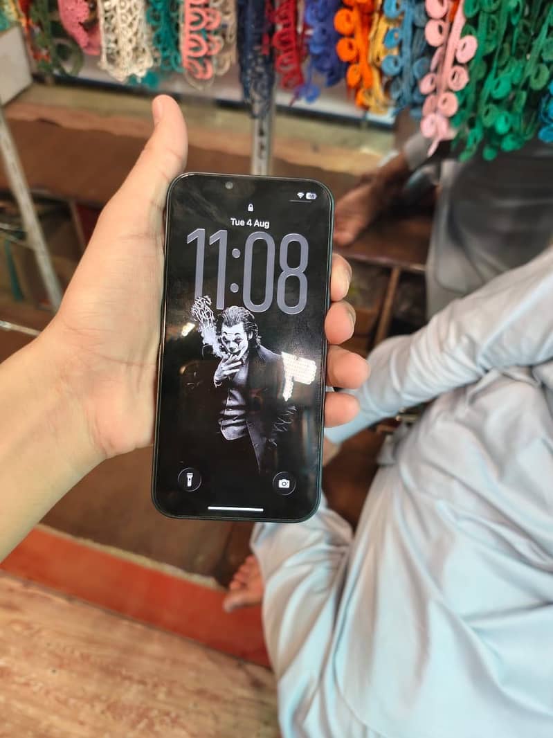 Apple iPhone 14 5
