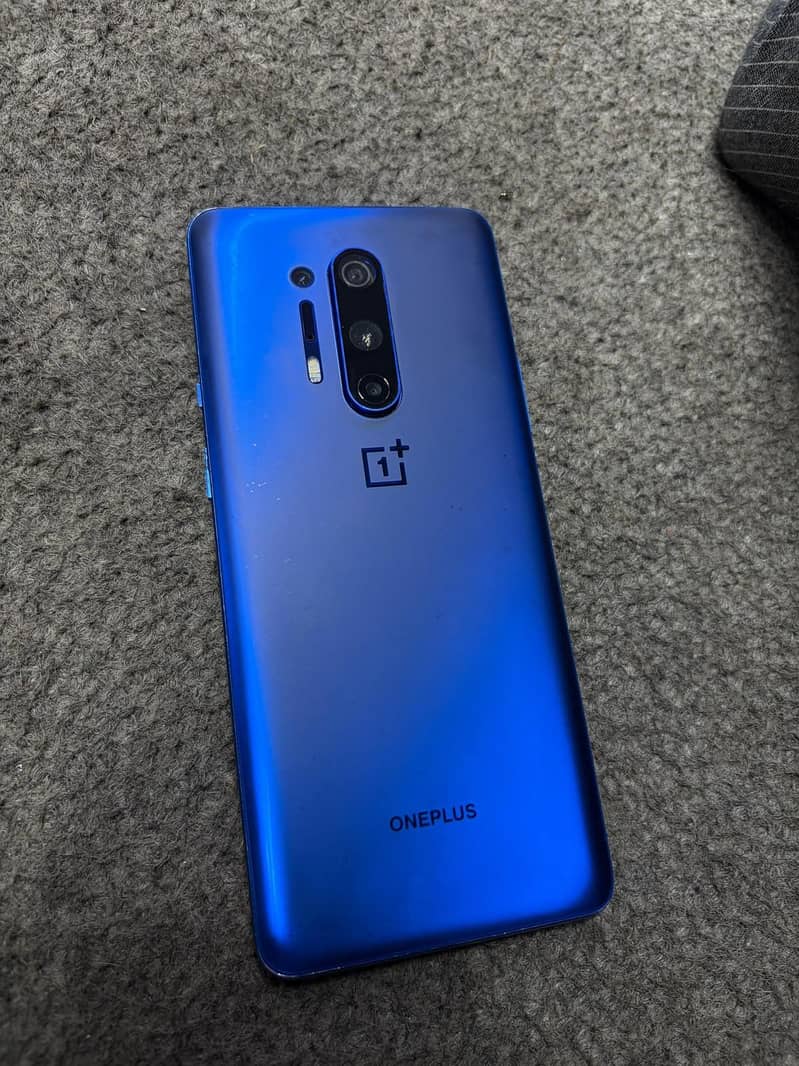 Mobile one plus 8 pro 1