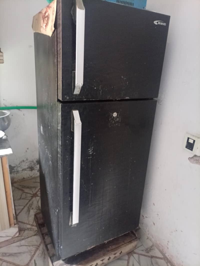 refrigerator 1