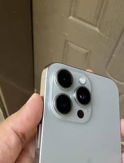 Apple iPhone 15 Pro Max | 256gb | 89 battery | Bypass