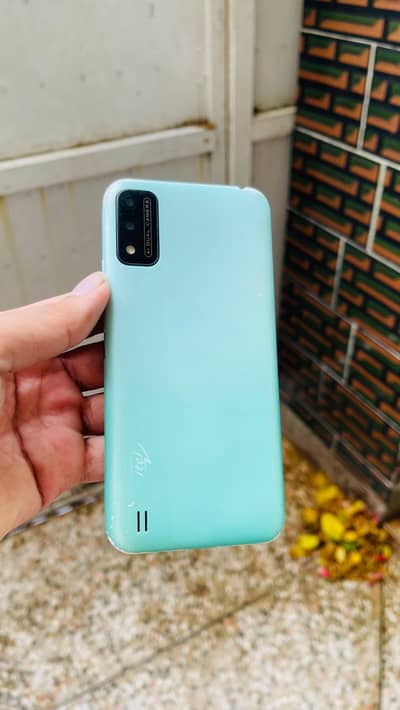 Itel A26 03705037820