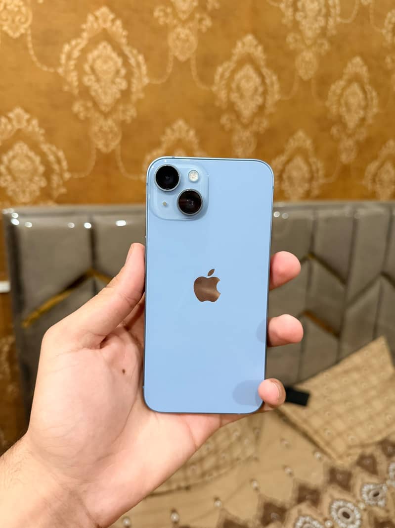 Apple iPhone 14 4