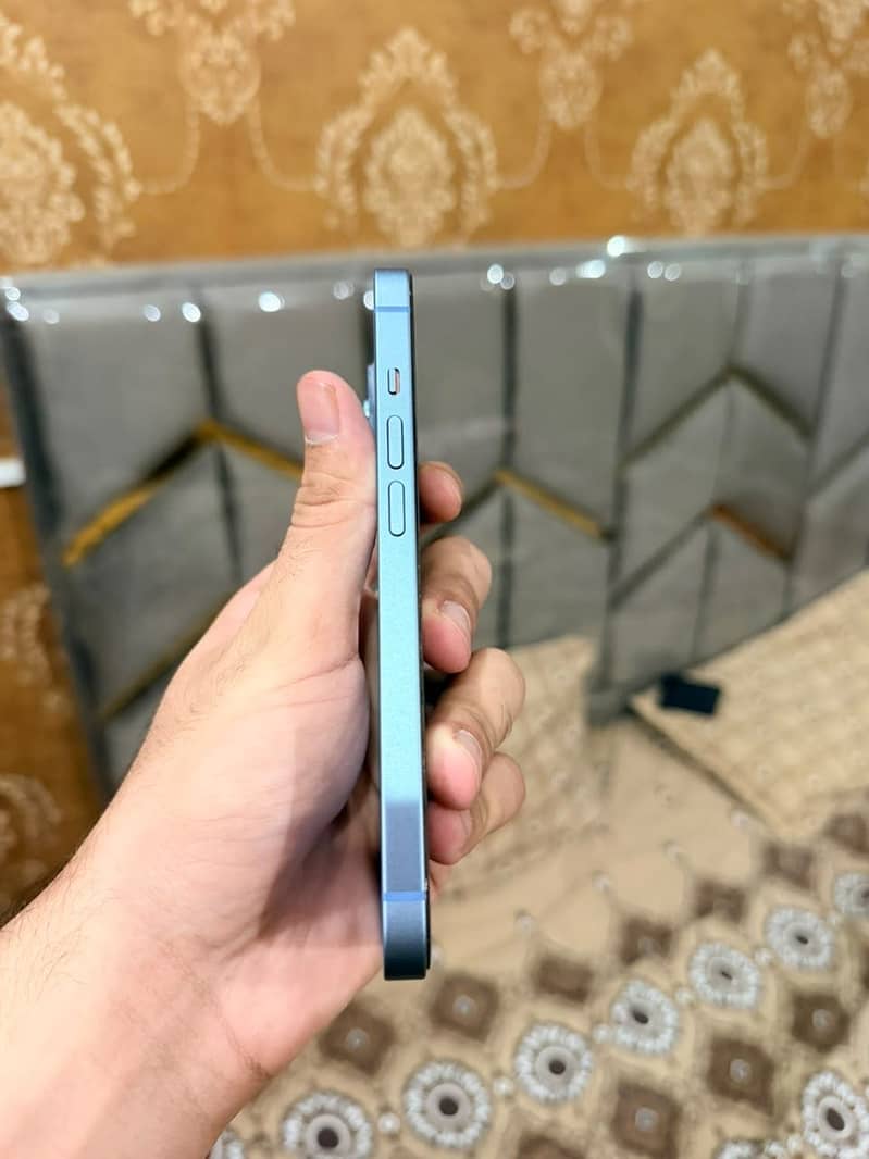 Apple iPhone 14 10