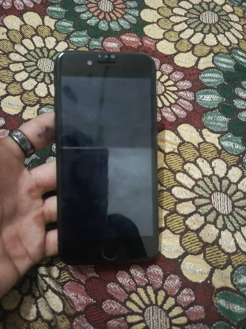 Apple iPhone 7 3