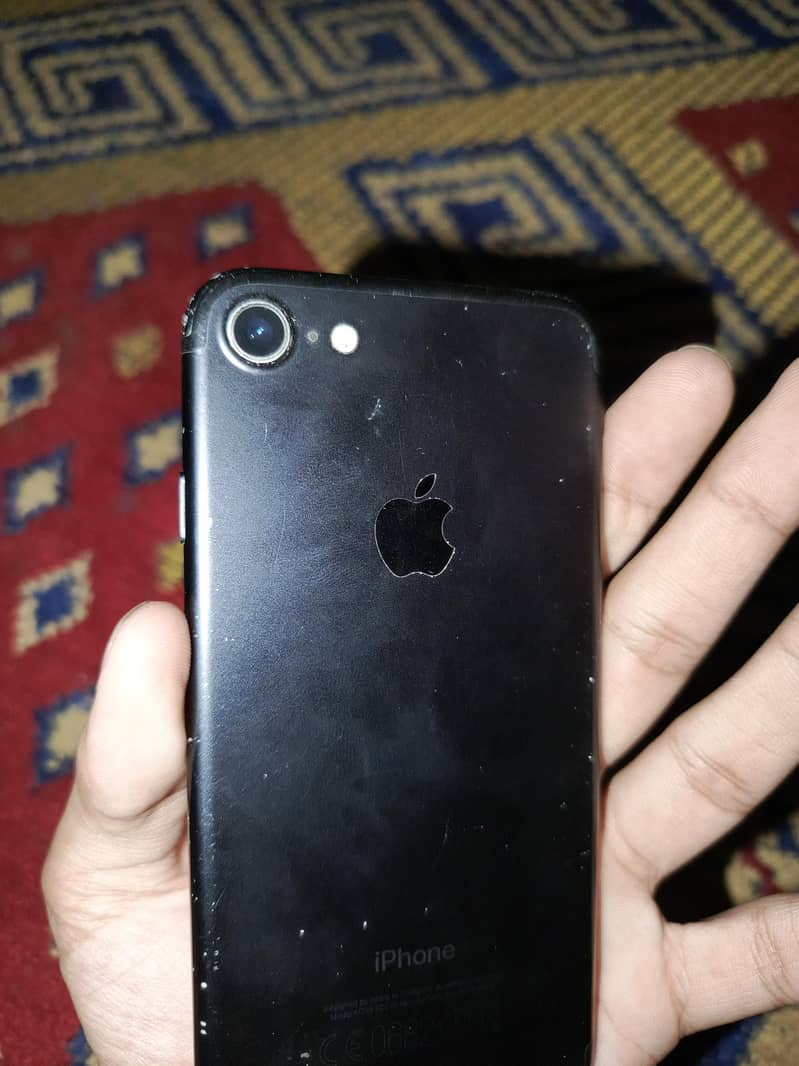 Apple iPhone 7 4