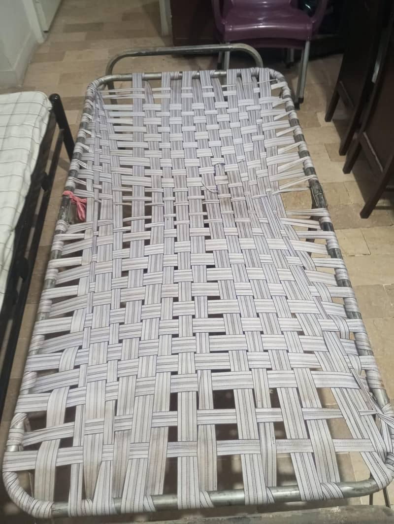 Foldable Iron Bed 0