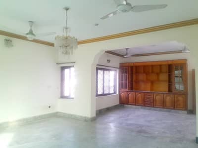 F-10/1 Ideal Upper Portion Size 1/Kanal Very Reasonable Rent Contact Us More Details:
