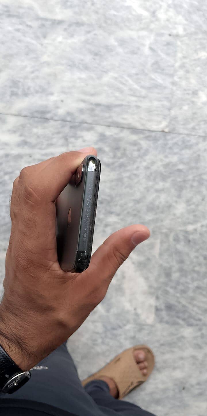 Apple iPhone X 1