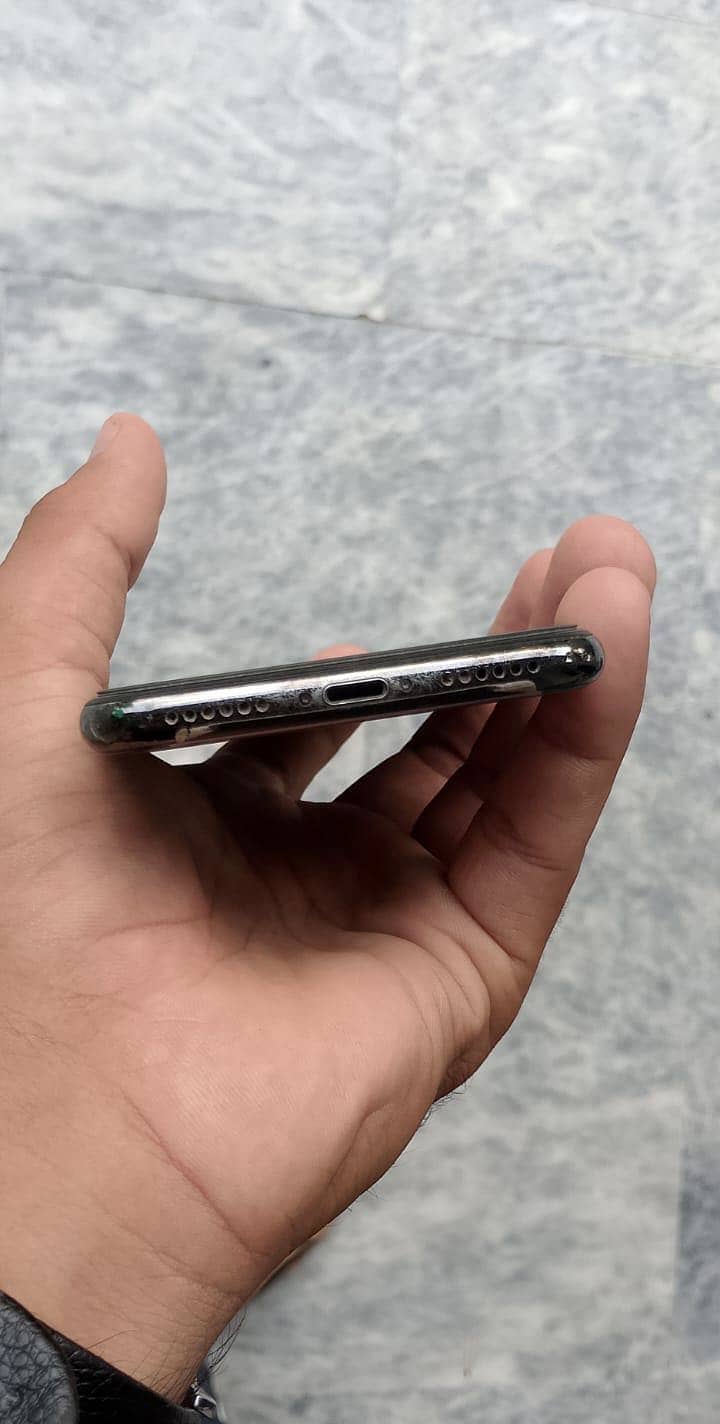 Apple iPhone X 7
