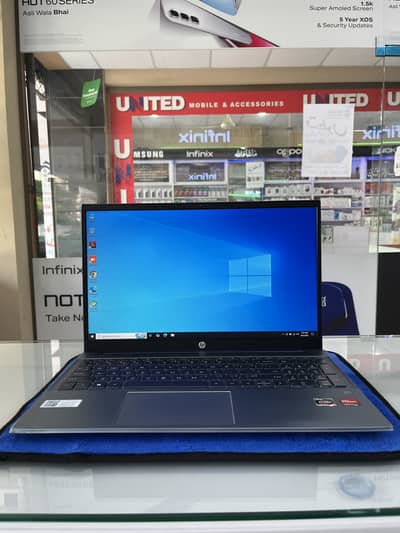 HP Pavilion 15 | AMD Ryzen | 8GB RAM | 512GB SSD