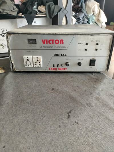 UPS 1500 watt good condition