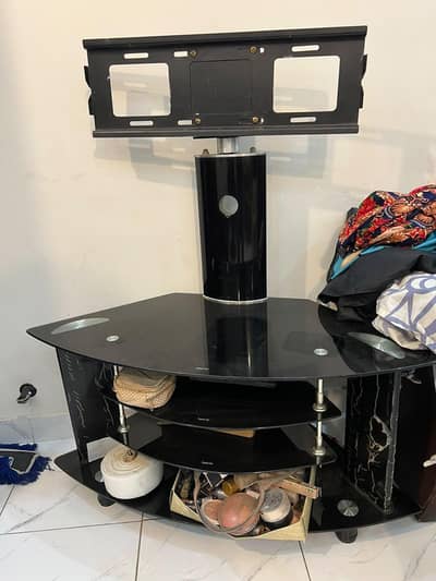 lCD Stand used