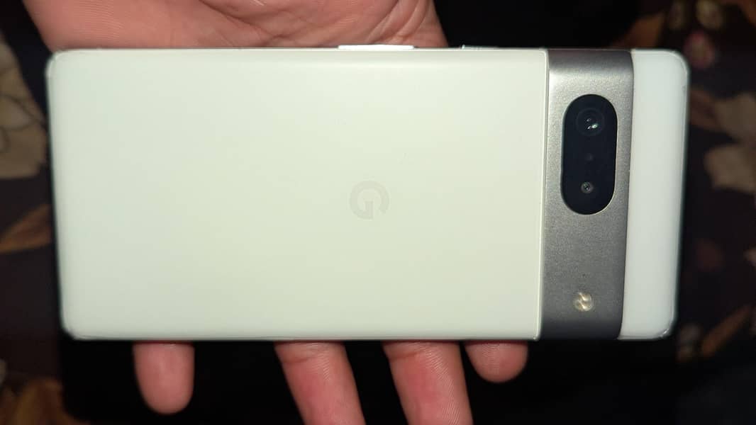 Google Pixel 7 5