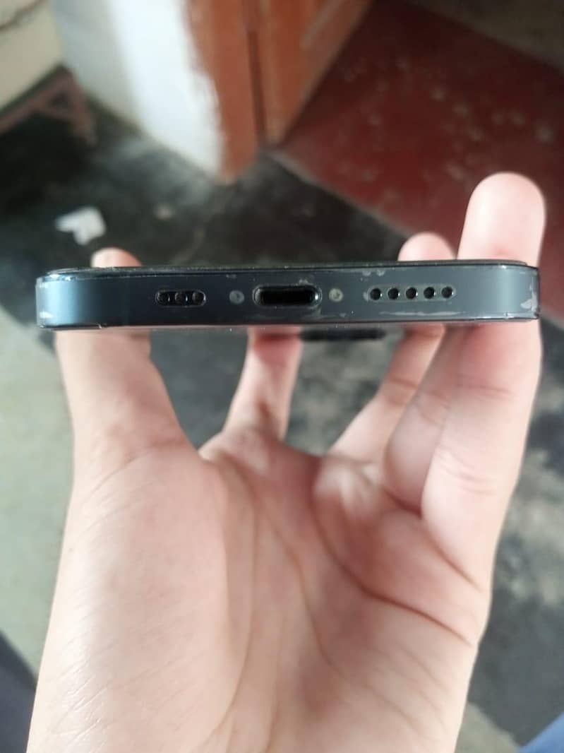Apple iPhone 12 Pro 2