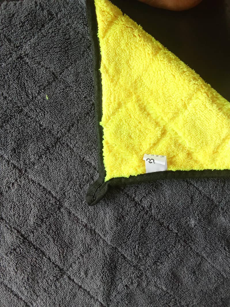 Microfiber Towel 1