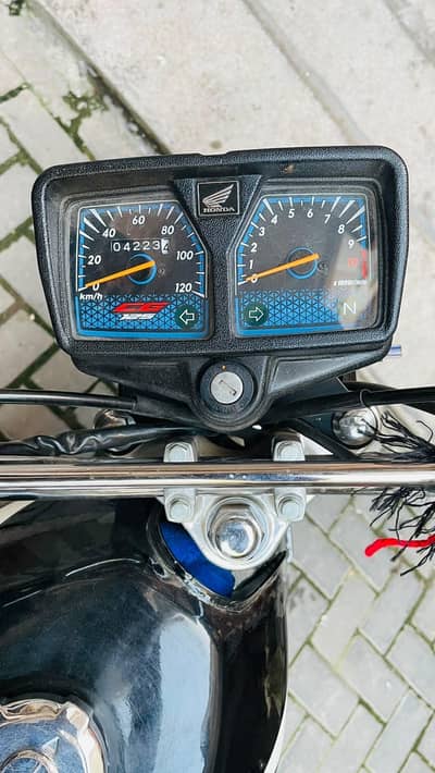 Honda CG 125 2024 Model – Excellent Condition – Original Documents
