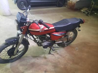 Honda 125 heavy tyres 2016 model