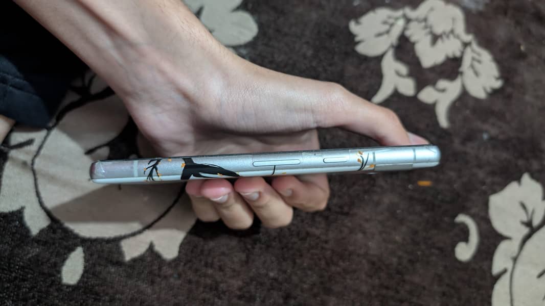 Google Pixel 7a 3