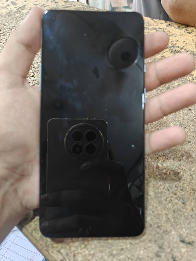 One Plus 9R 1