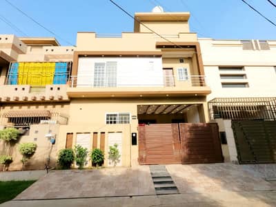 Jubilee Town House Sized 5 Marla