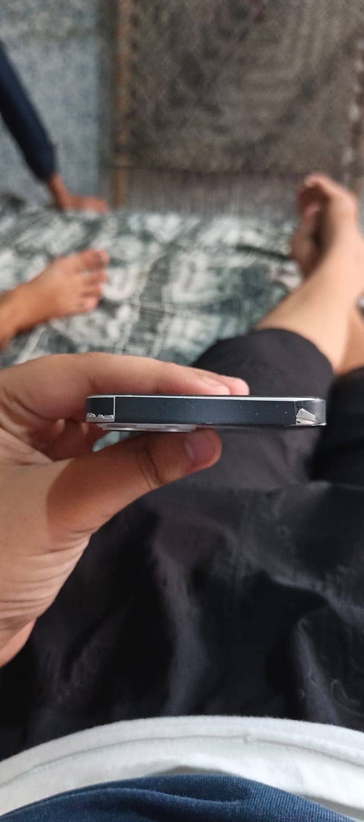 Apple iPhone 13 1