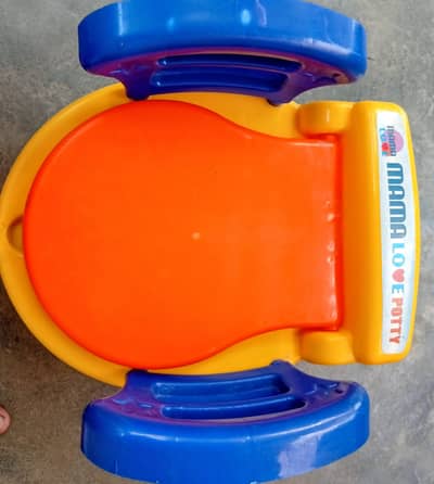 MAMA LOVE POTTY CHAIR