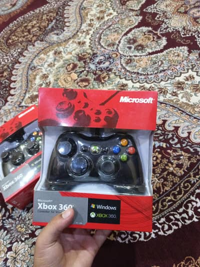 pair  Xbox 360 controller box pack pair price 3700 10/10