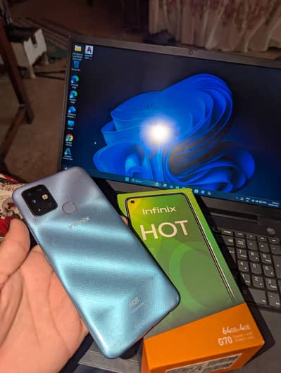 Infinix Hot 10 4+64 with box
