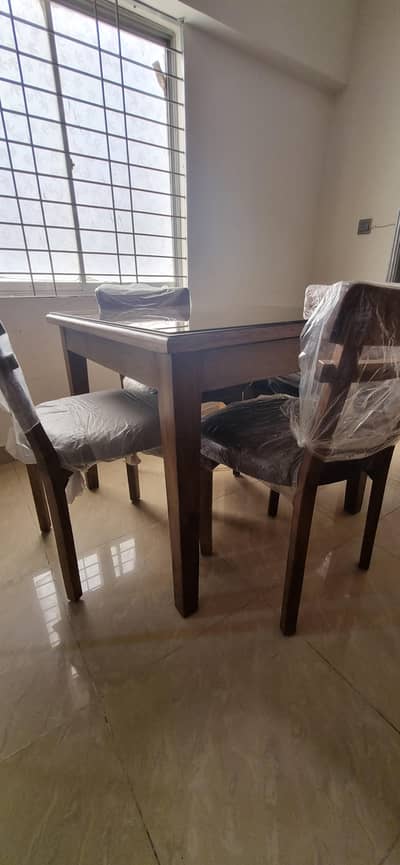 Dining Table Set (4 persons)