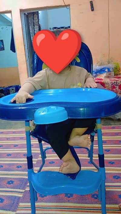 BABY FEEDING CHAIR