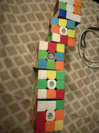 Rubix cubes bundle
