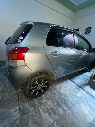 Toyota Vitz 2008 /13 import total genuine condition