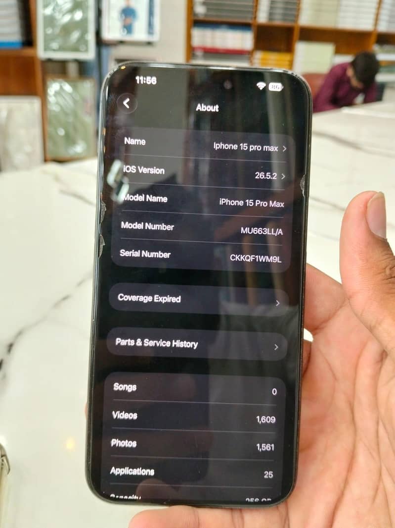 Apple iPhone 15 Pro Max 8