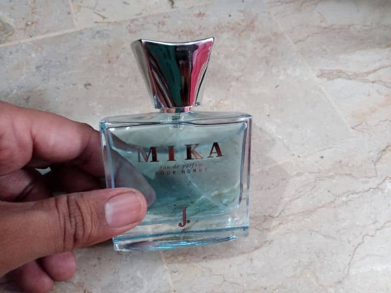 J. Mika 1