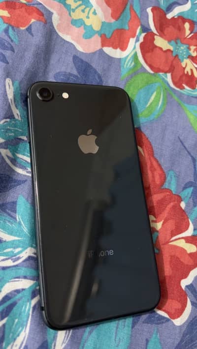 Apple iPhone 8