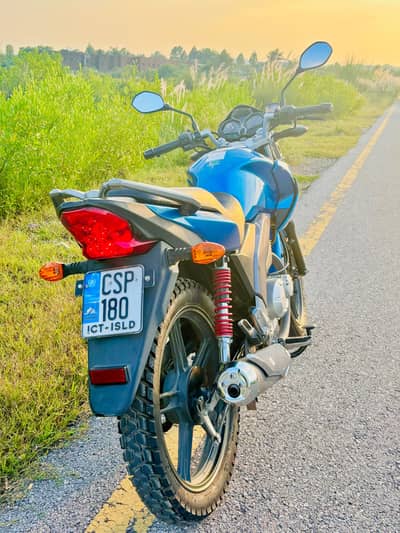 GSX-125 in pristine condition