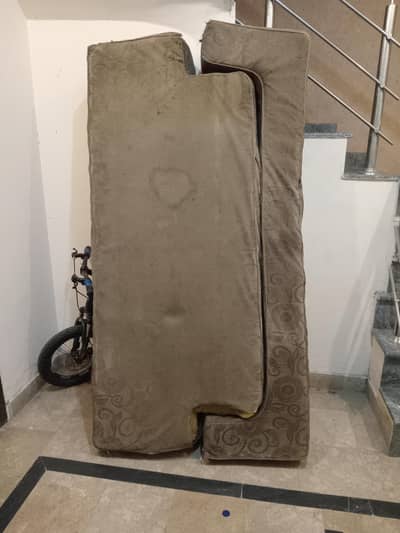Single matress for Sale