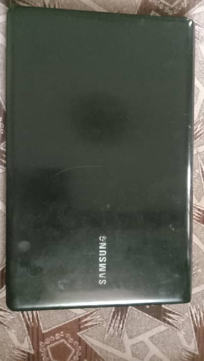 Samsung Laptop NP-355E