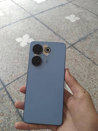 Tecno CAMON 20
