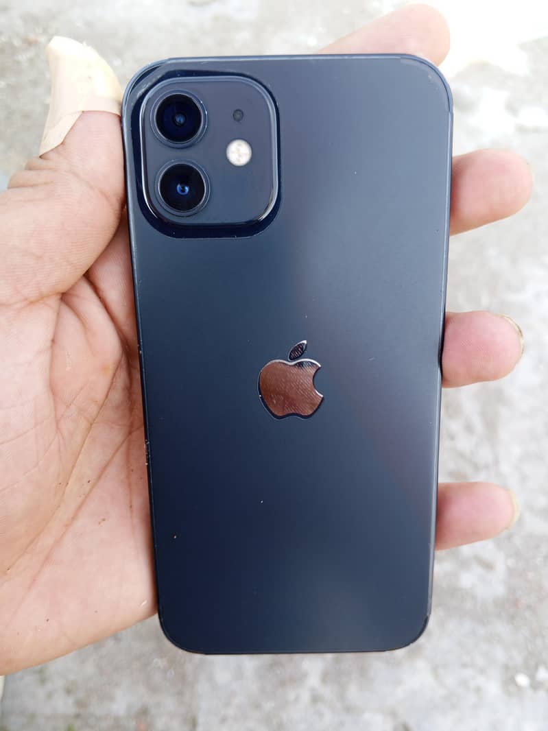 Apple iPhone 12 0