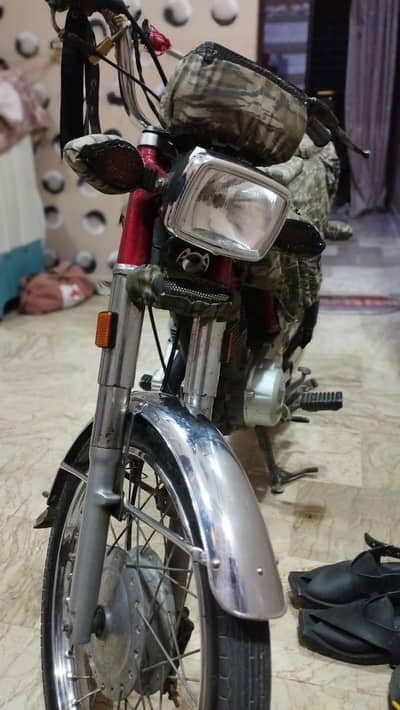 Honda CG 125 2014 Red Color – Excellent Condition