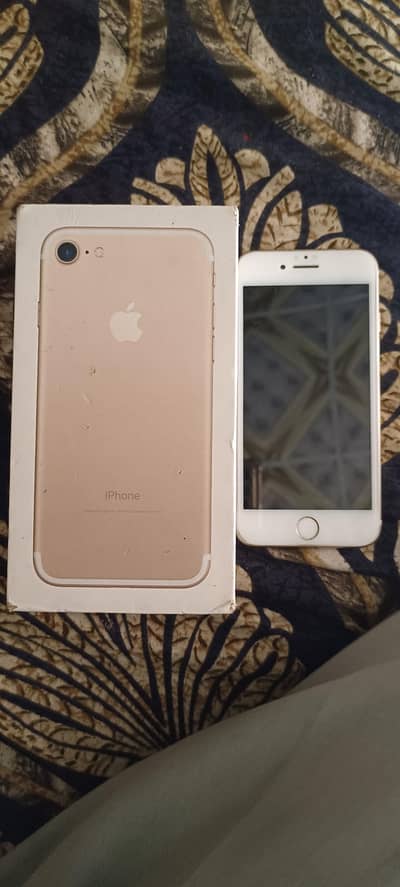 iphone 7 256 box Sath hy al ok urgent sel