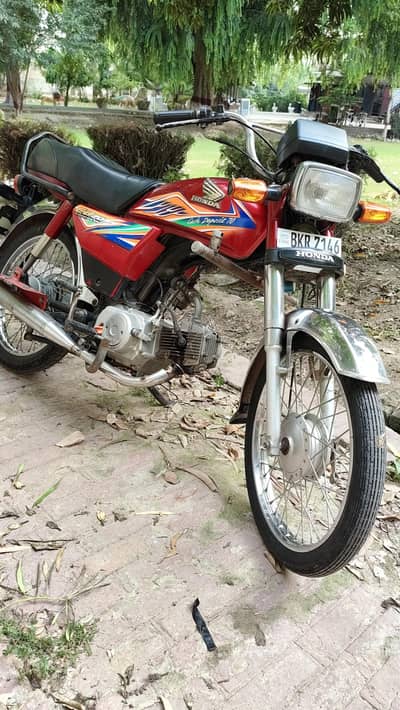 Honda CD-70 2013 Model