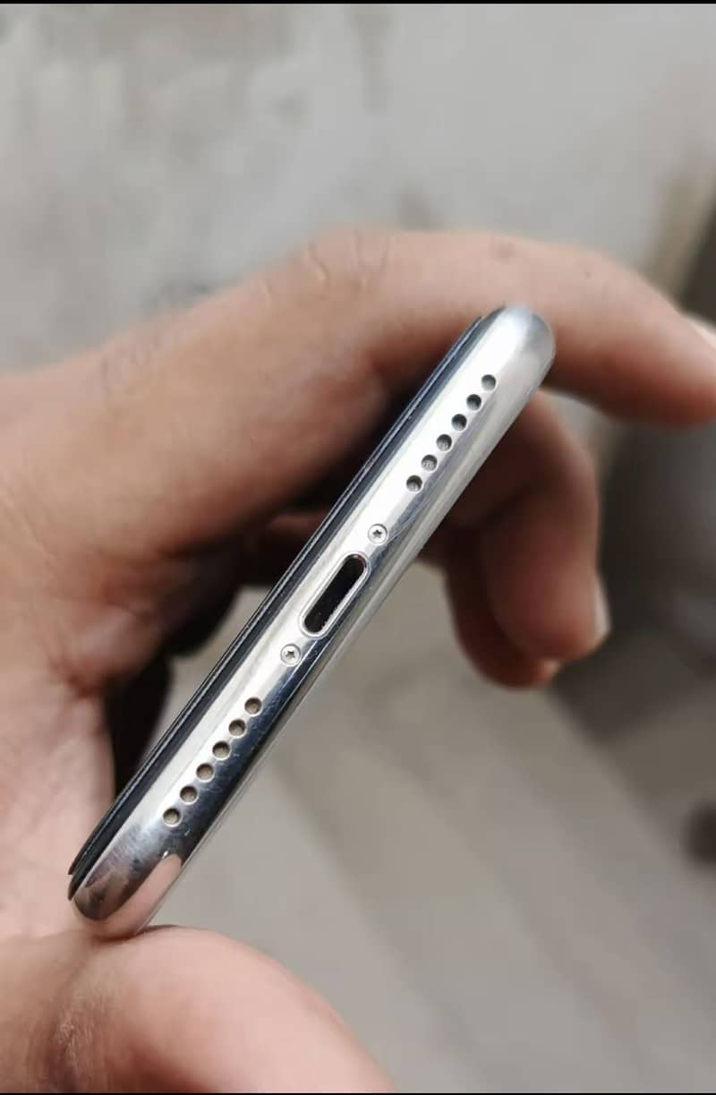 Apple iPhone X 2