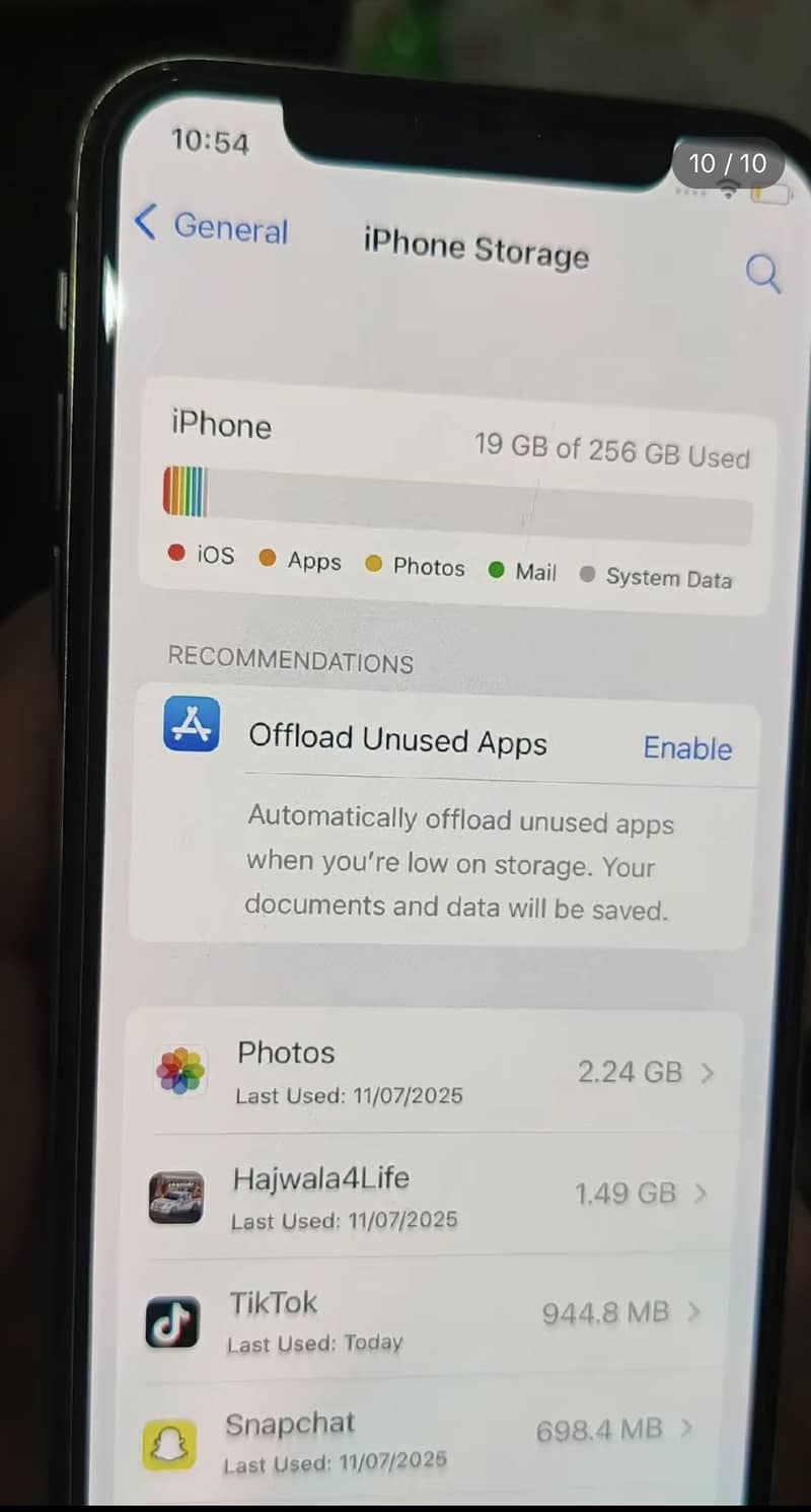 Apple iPhone X 4