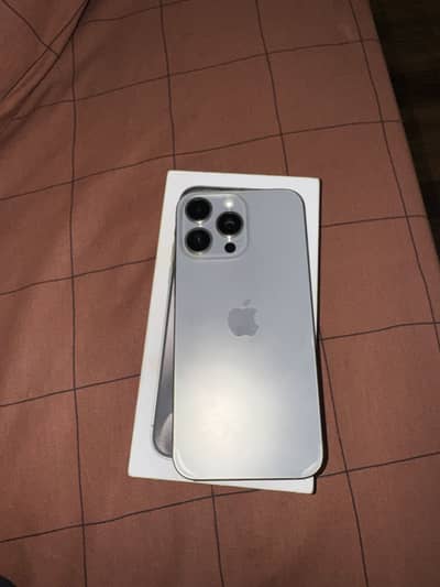 Apple iPhone 15 Pro max ( Natural Titanium box )