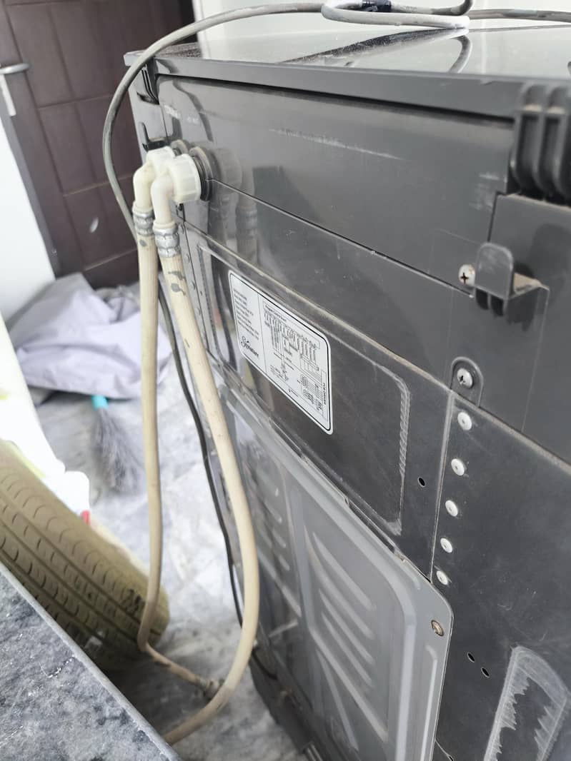 Full automatic washing machine 1