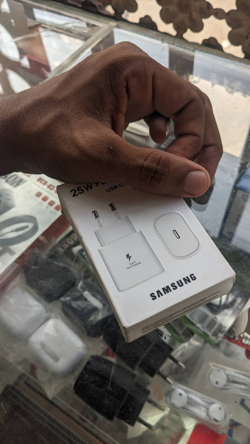Adapter new cable type . c 1