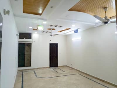JOHAR TOWN PHASE 2 PORTION FOR RENT