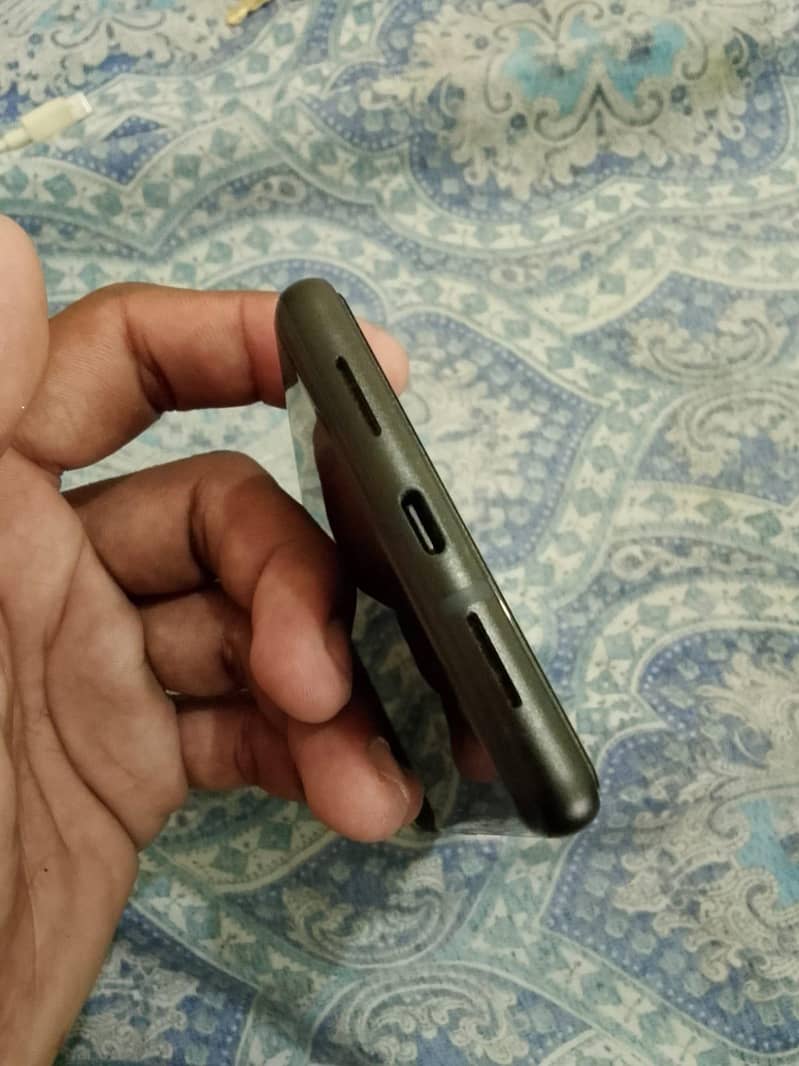 Google Pixel 6 5